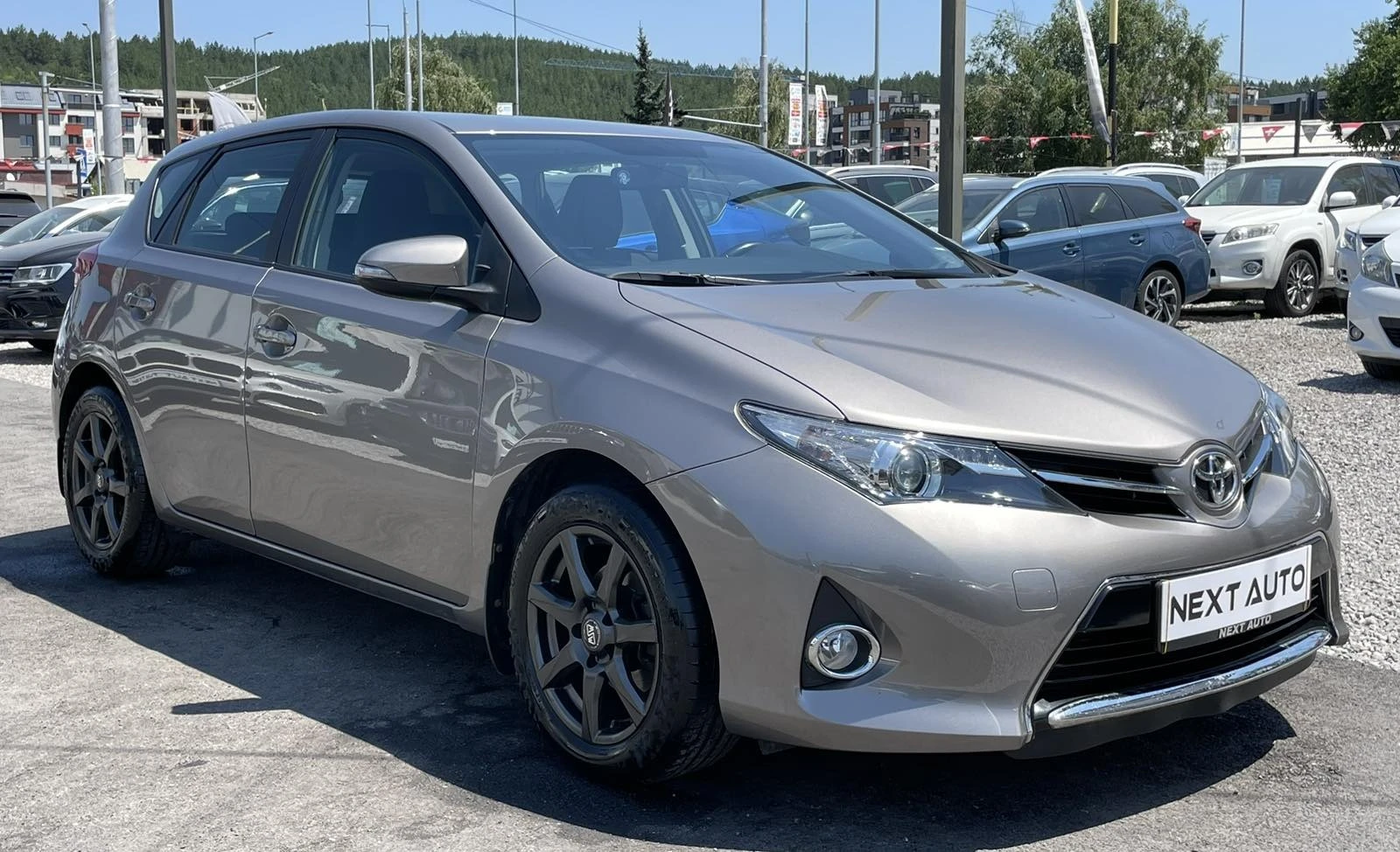 Toyota Auris 1.6I 132HP E6B 45000KM - изображение 3