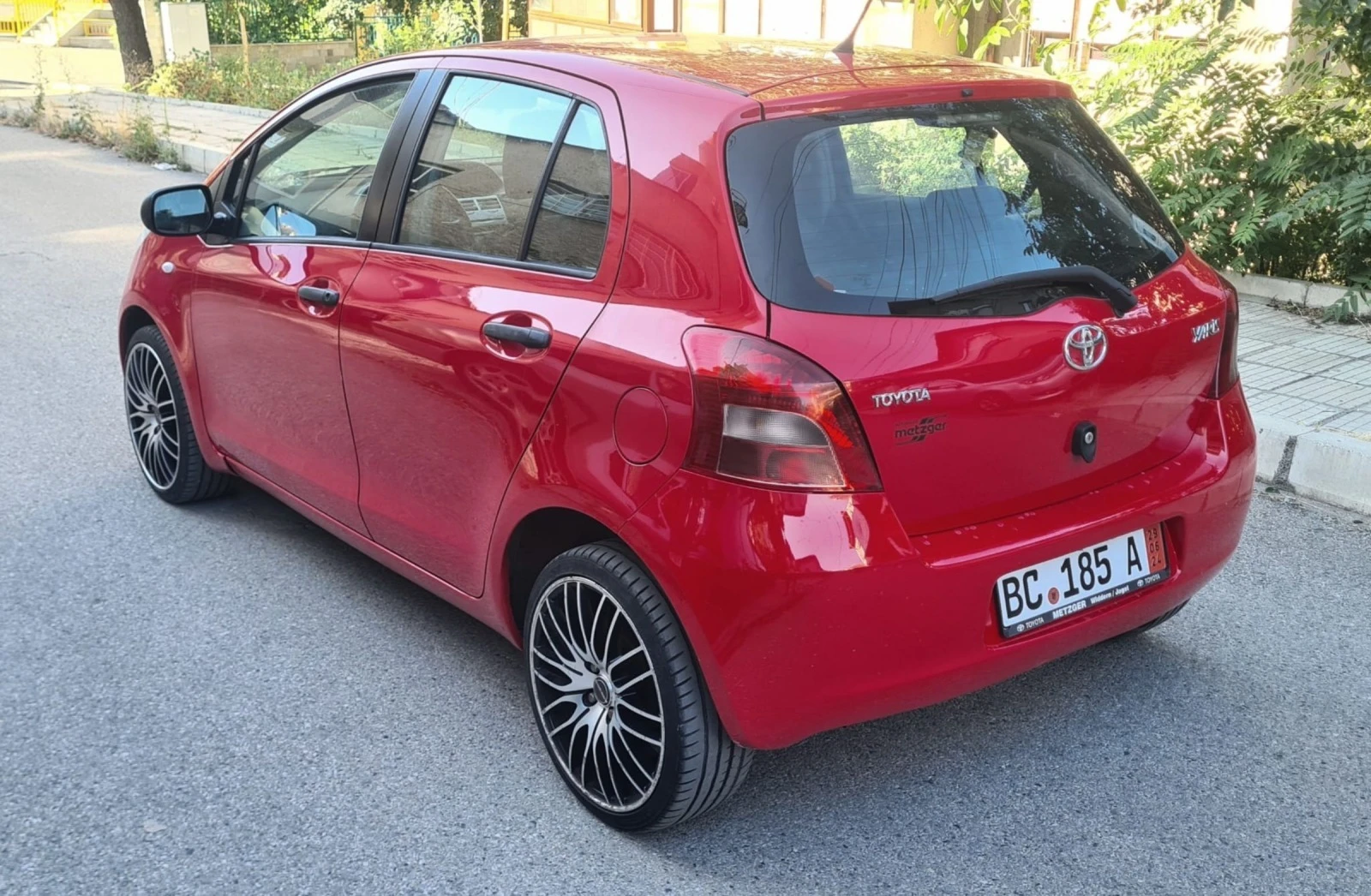 Toyota Yaris 1, 3 VVTI - изображение 5