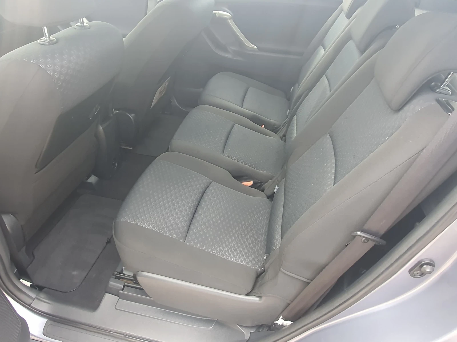 Toyota Verso  - изображение 6