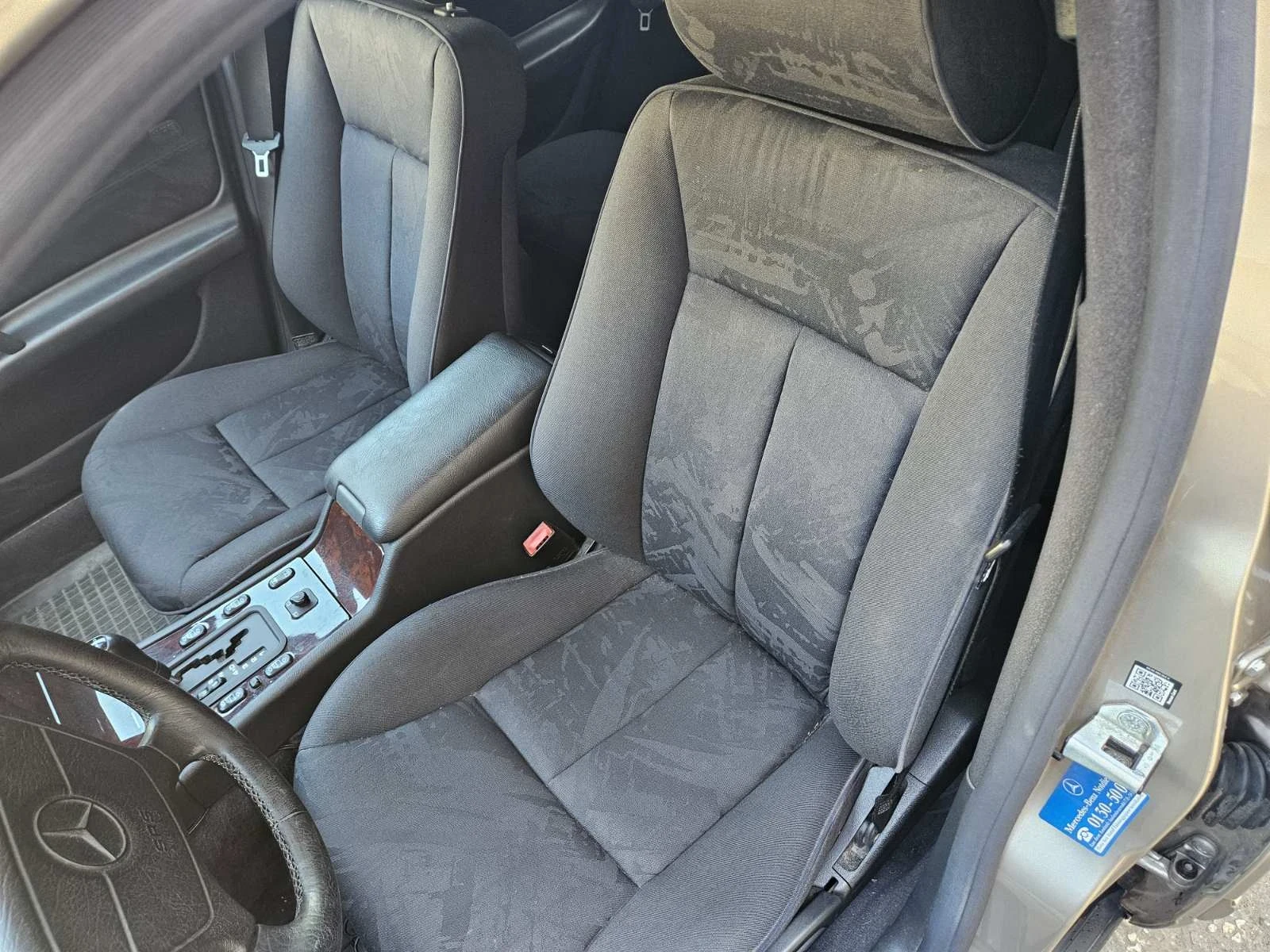 Mercedes-Benz E 220 2, 2 D - изображение 5