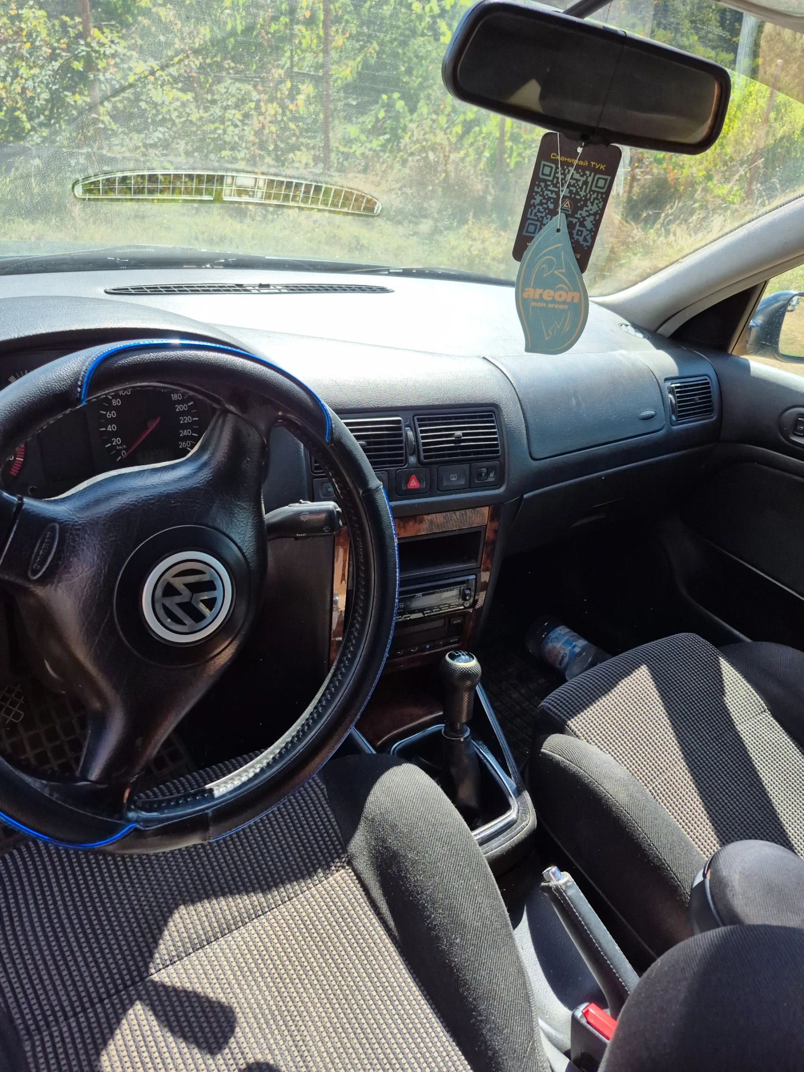 VW Bora 2.3 - изображение 7