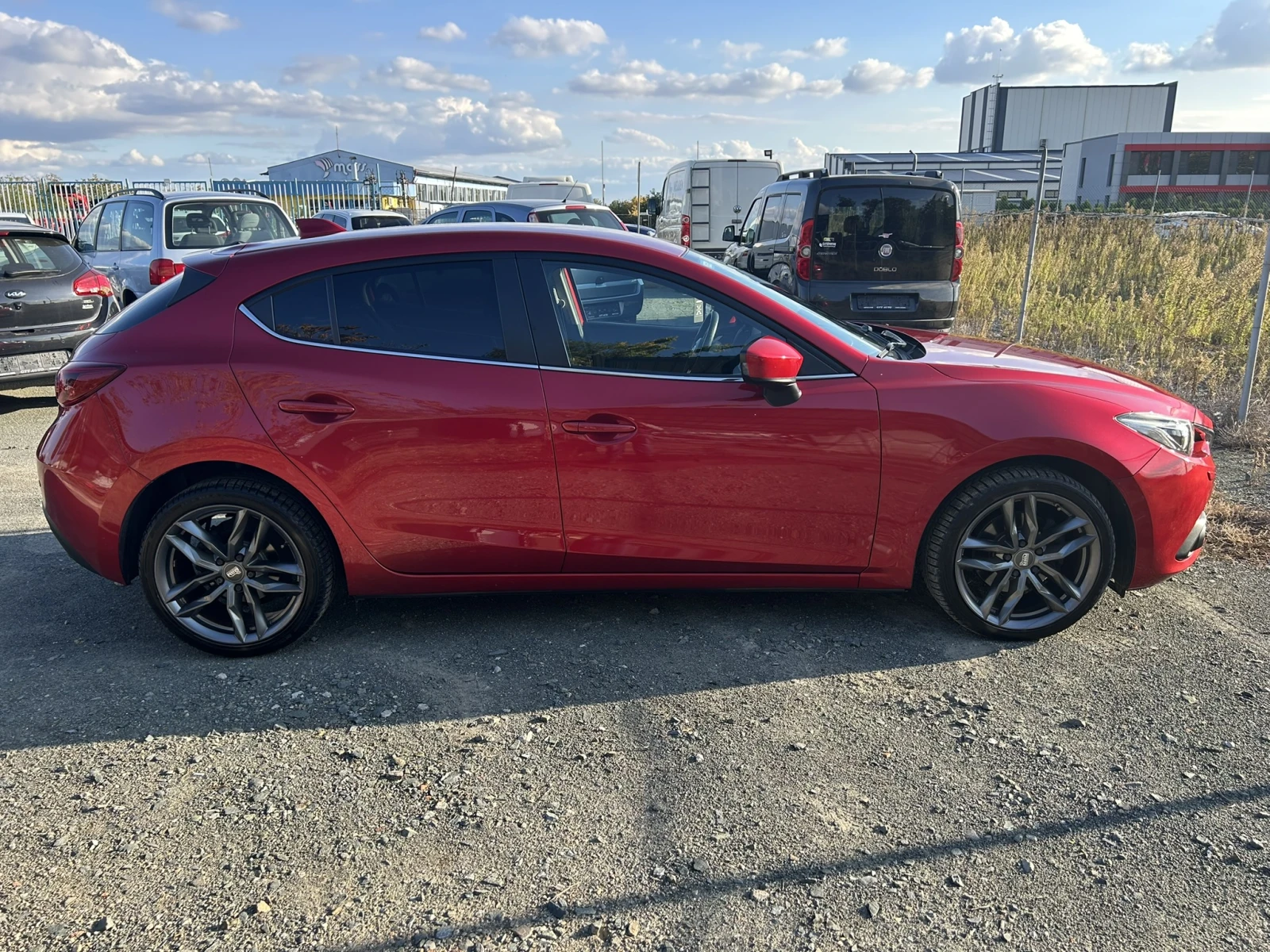 Mazda 3 2.2d/Automat/Navi - изображение 6