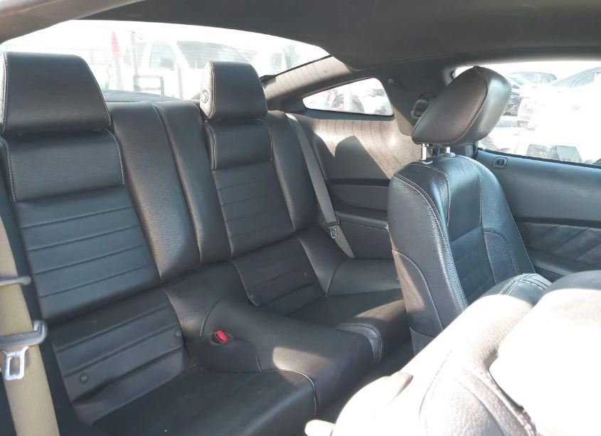 Ford Mustang  - изображение 8