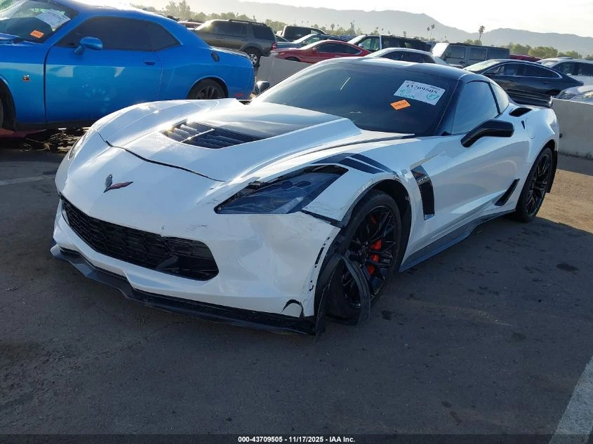 Chevrolet Corvette Z06 2LZ 6.2L V8 650кс - изображение 6