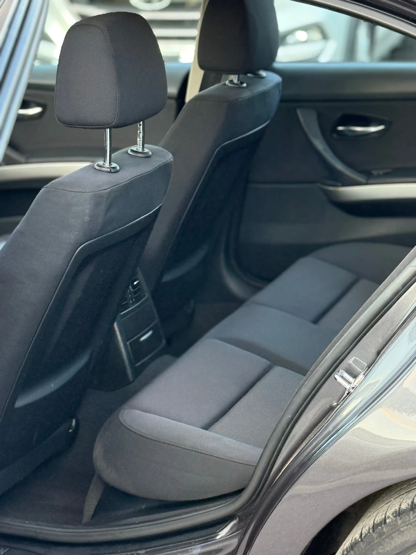 BMW 320 320D 163 NAVI - изображение 8