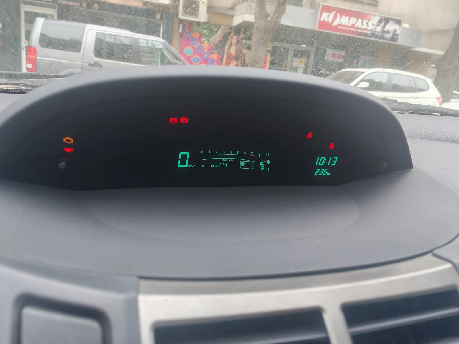 Toyota Yaris, снимка 5 - Автомобили и джипове - 53825082