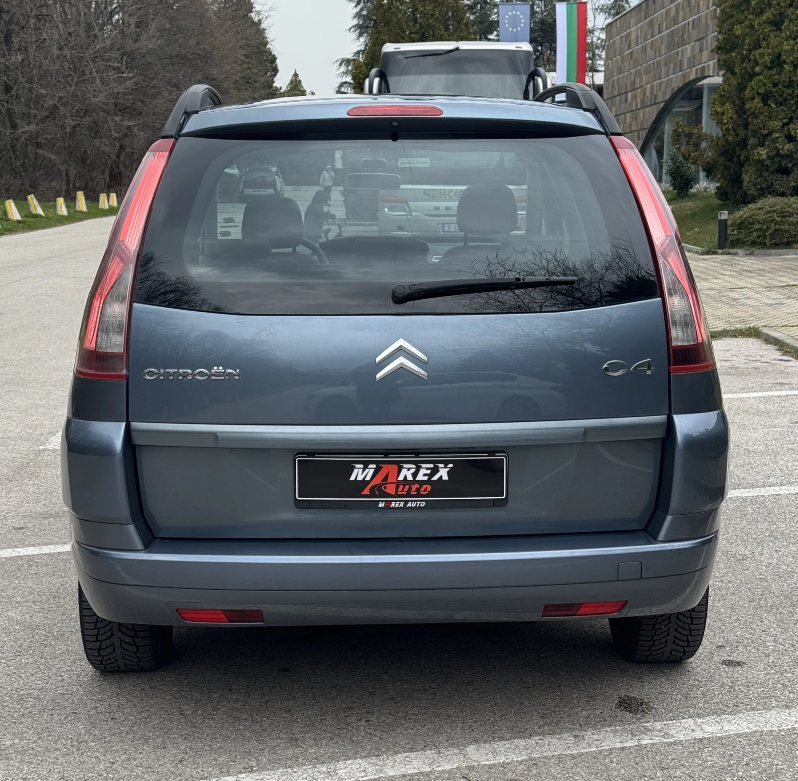 Citroen Grand C4 Picasso 1.6 HDi * Автомат * 7-местен * Панорама * Лизинг, снимка 4 - Автомобили и джипове - 53946082