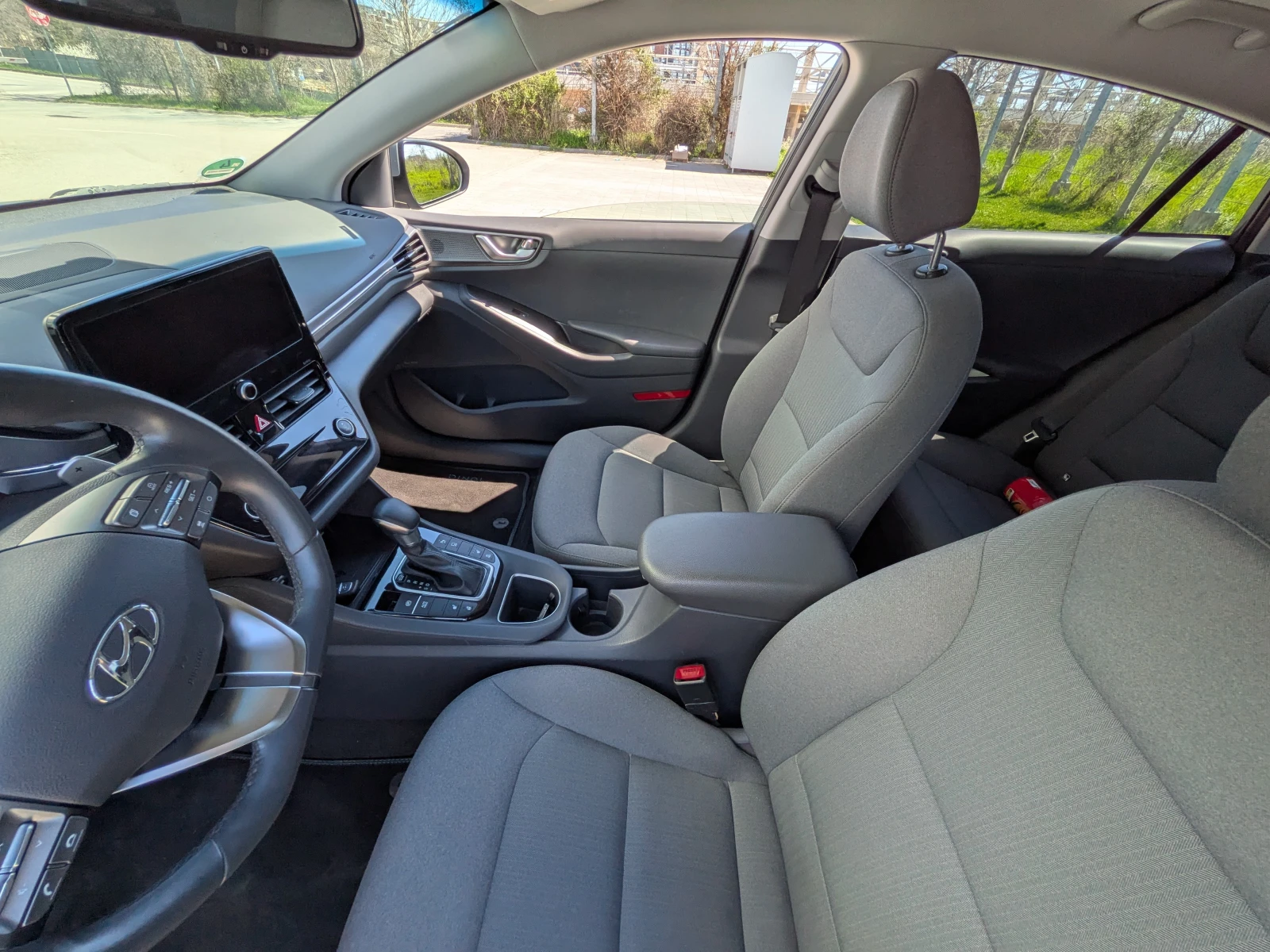 Hyundai Ioniq plug-in | Mobile.bg � ����������� 12