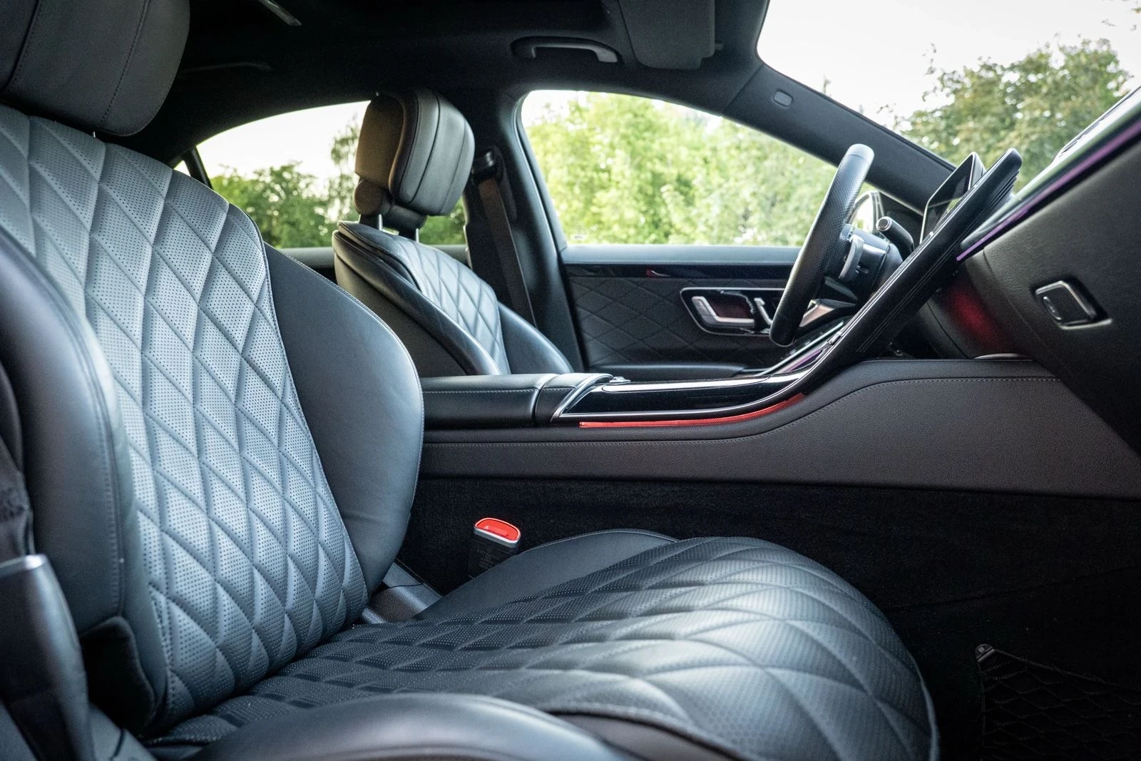 Mercedes-Benz S 350 AMG Long Exclusive Designo 4MATIC, снимка 11 - Автомобили и джипове - 54650767