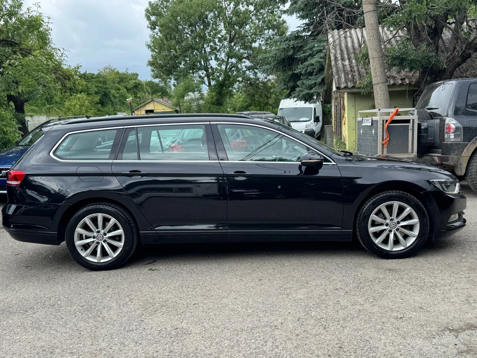 VW Passat Проверен в топ СЪСТОЯНИЕ!!, снимка 4 - Автомобили и джипове - 54743961