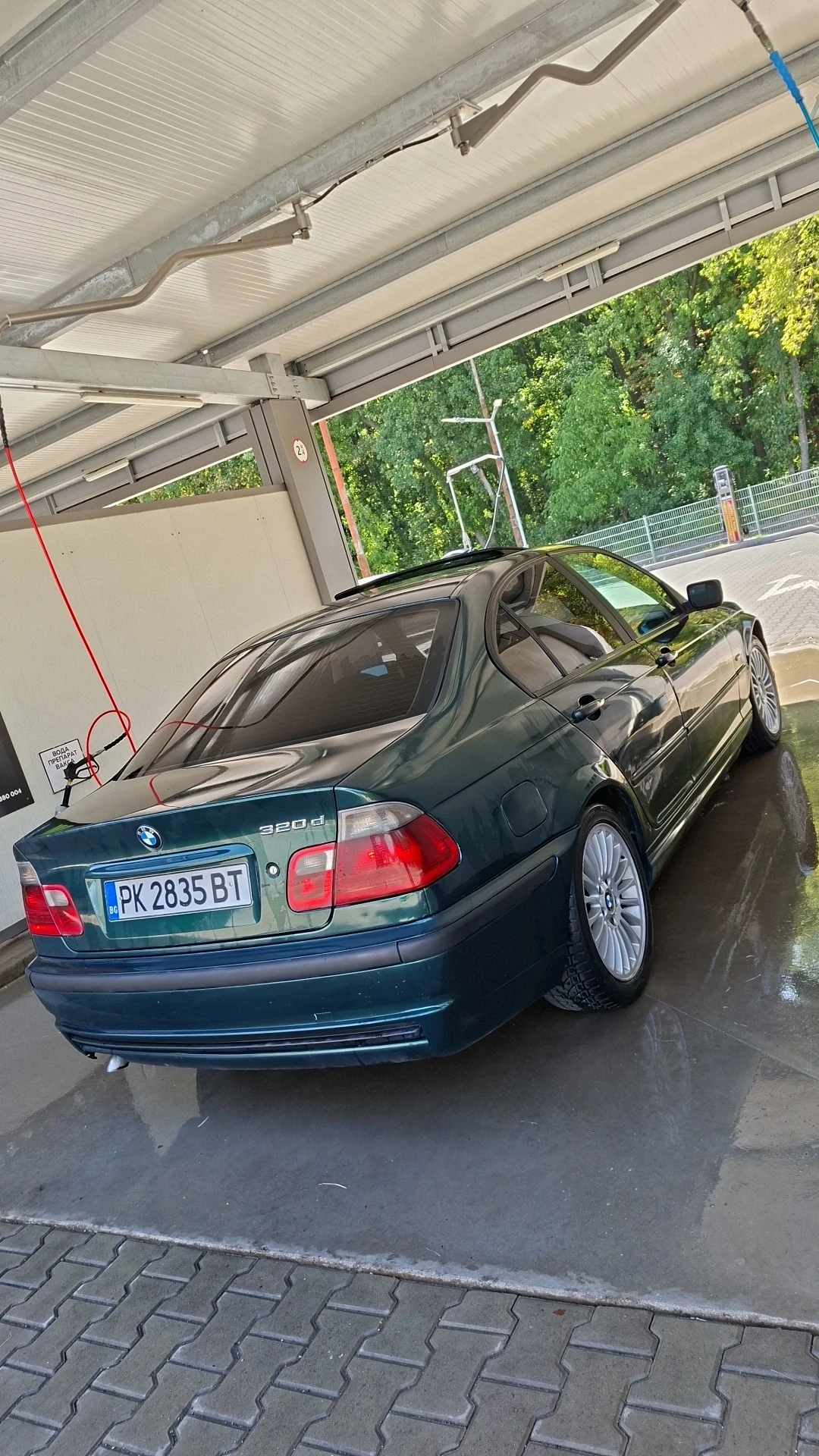 BMW 320 320d, снимка 4 - Автомобили и джипове - 55993659