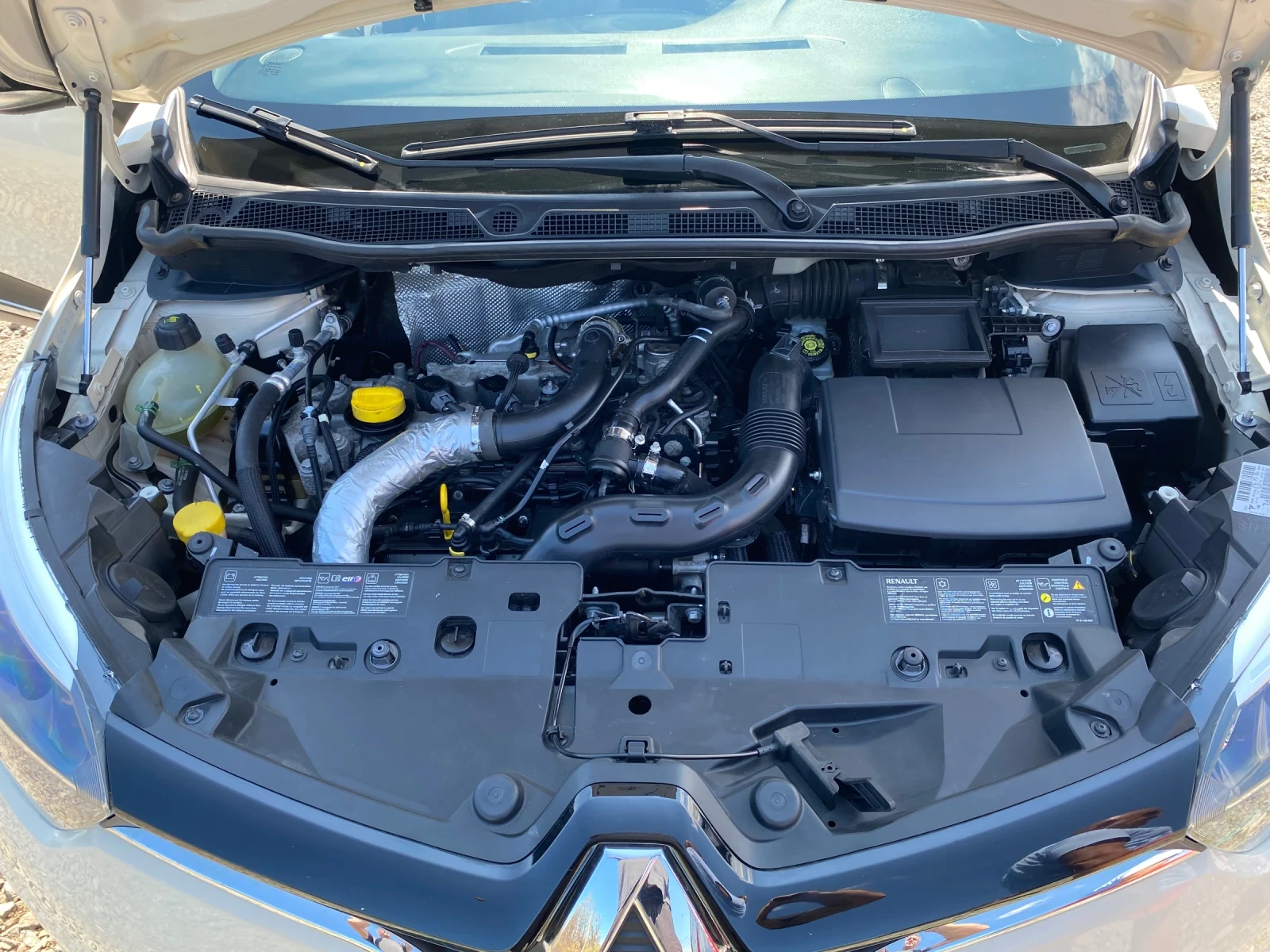 Renault Captur 1.2 Tce, CH, снимка 17 - Автомобили и джипове - 54994973