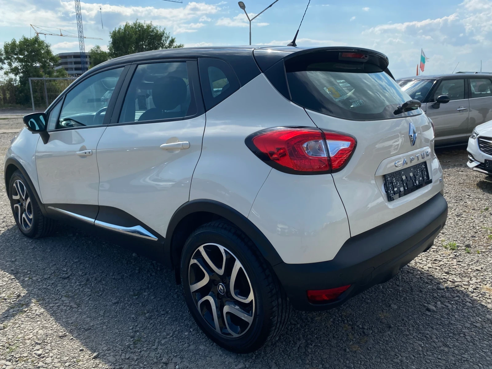 Renault Captur 1.2 Tce, CH, снимка 7 - Автомобили и джипове - 54994973