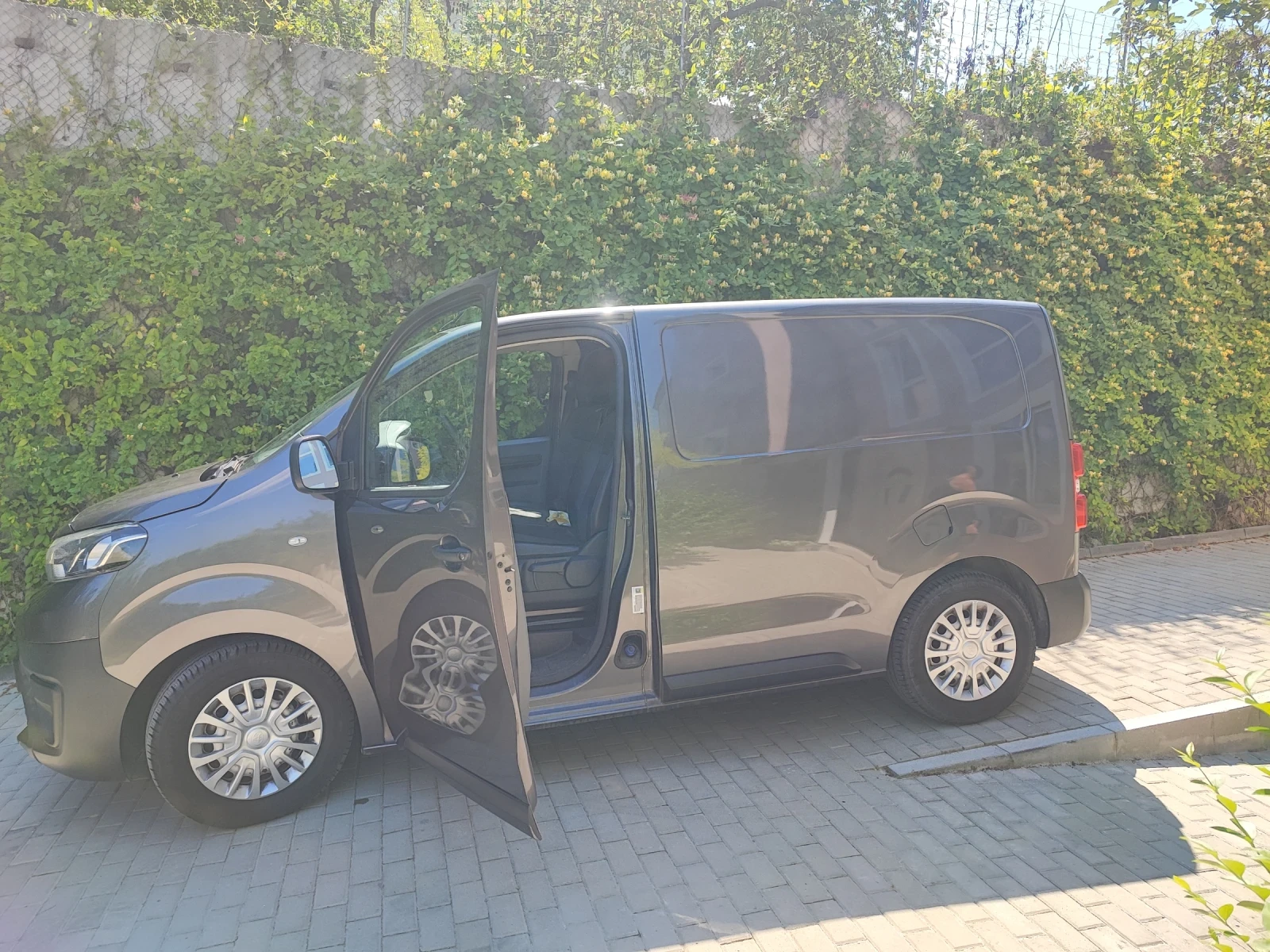 Toyota Proace City | Mobile.bg � ����������� 2