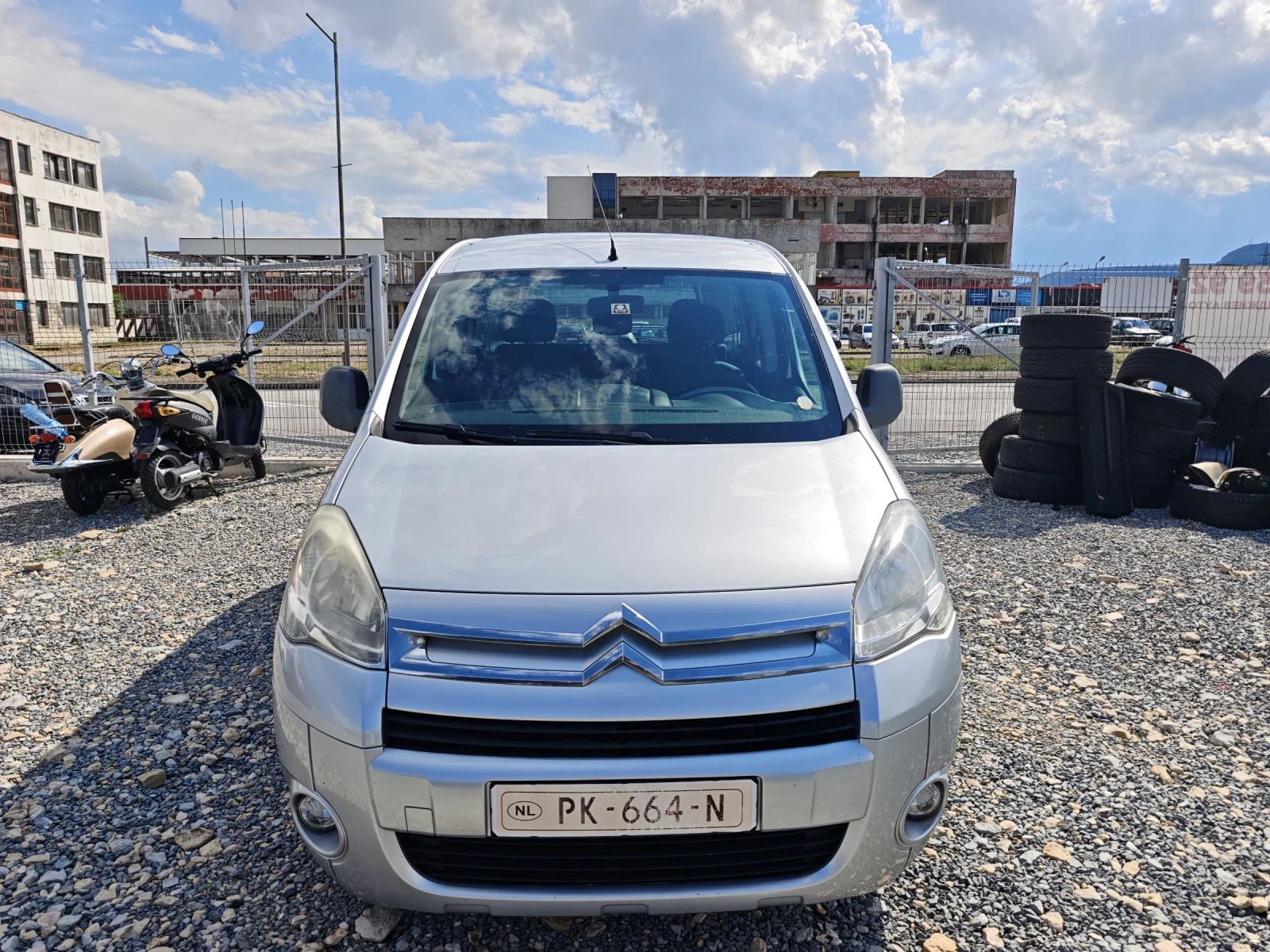Citroen Berlingo, снимка 2 - Автомобили и джипове - 55224414