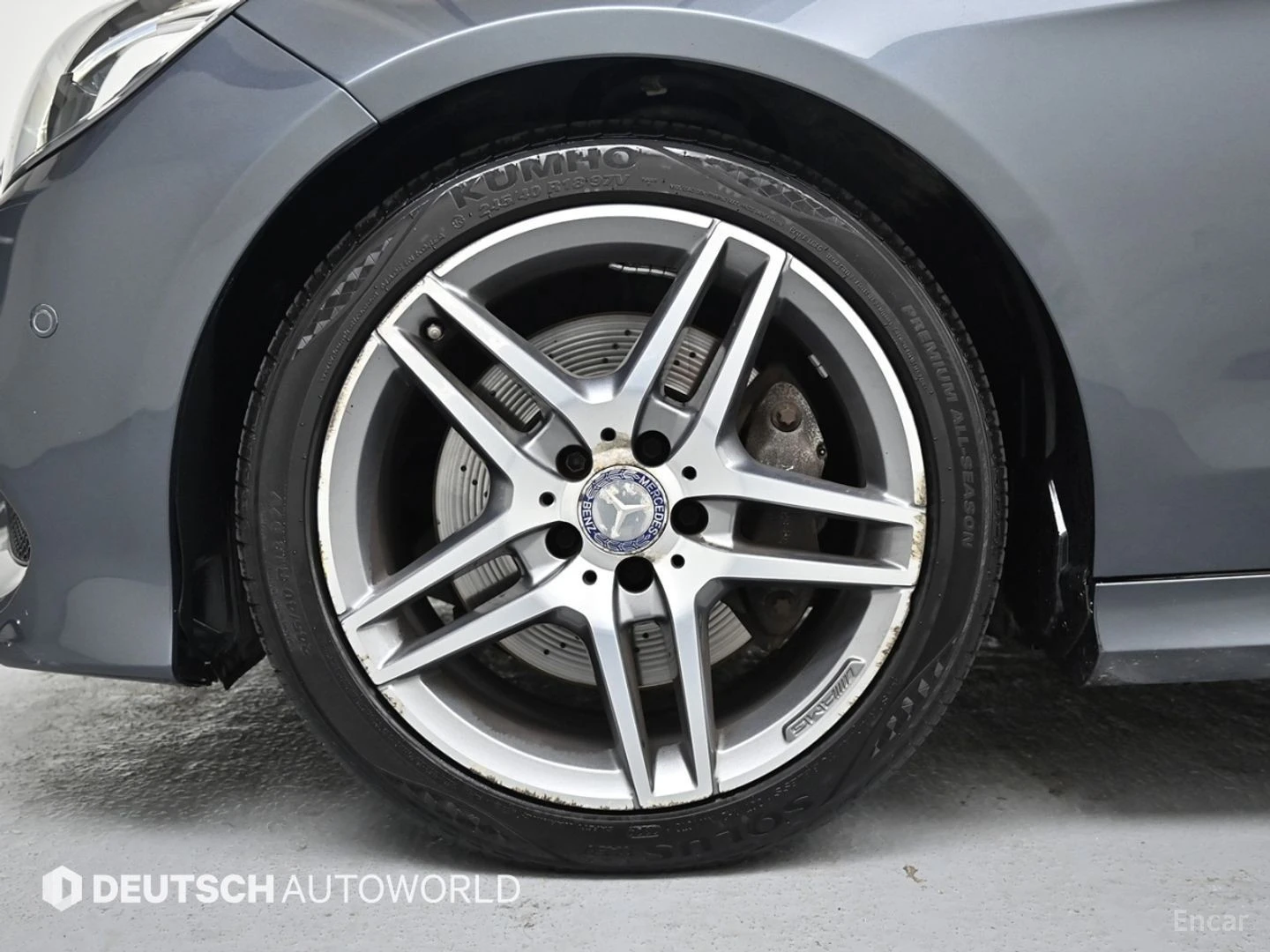 Mercedes-Benz E 350 4MATIC* FACE* AMG LINE* 360* ОБДУХ* ДИСТРО   , снимка 15 - Автомобили и джипове - 55511323