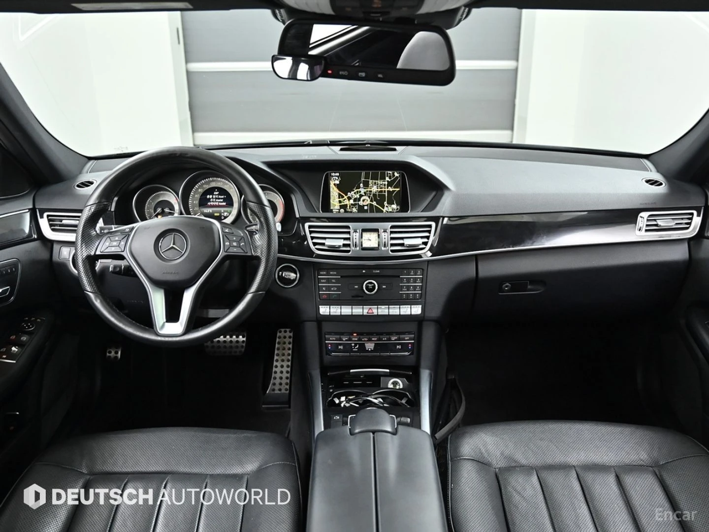 Mercedes-Benz E 350 4MATIC* FACE* AMG LINE* 360* ОБДУХ* ДИСТРО   , снимка 3 - Автомобили и джипове - 55511323