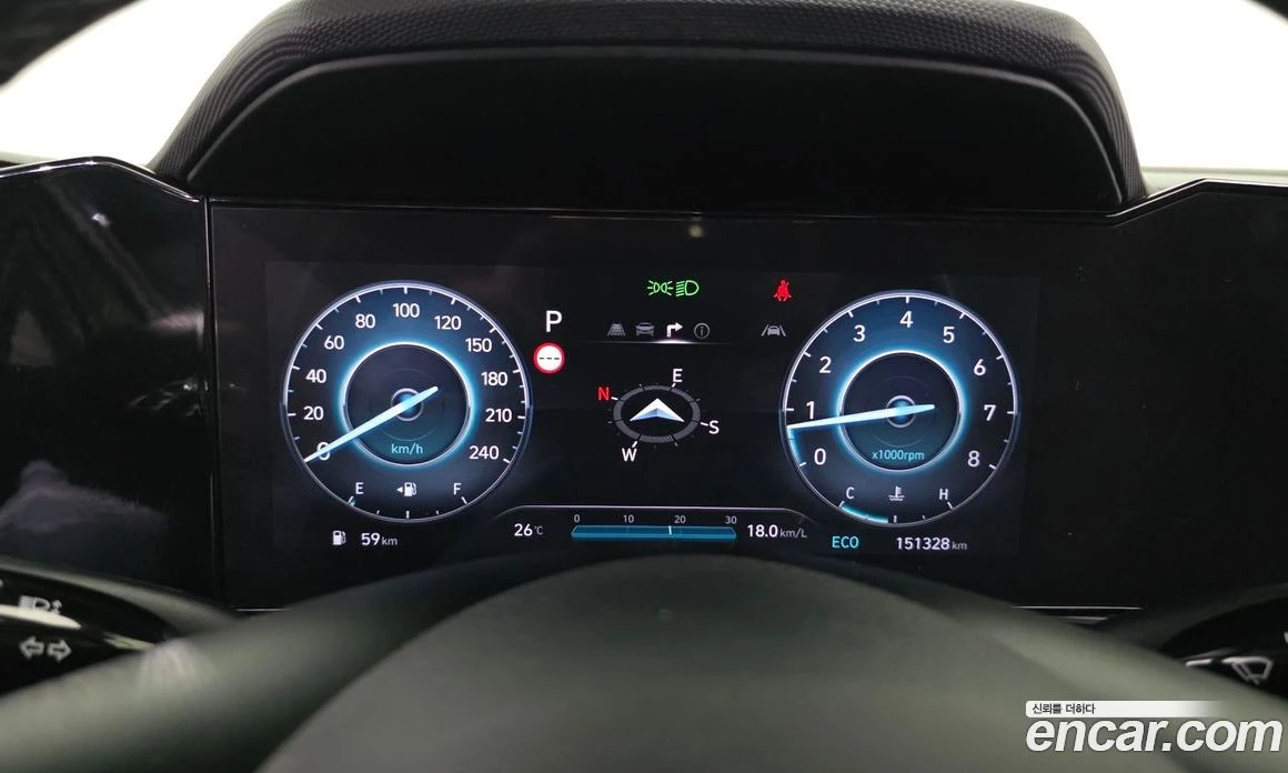 Hyundai Elantra 1.6 Modern, снимка 8 - Автомобили и джипове - 56155963