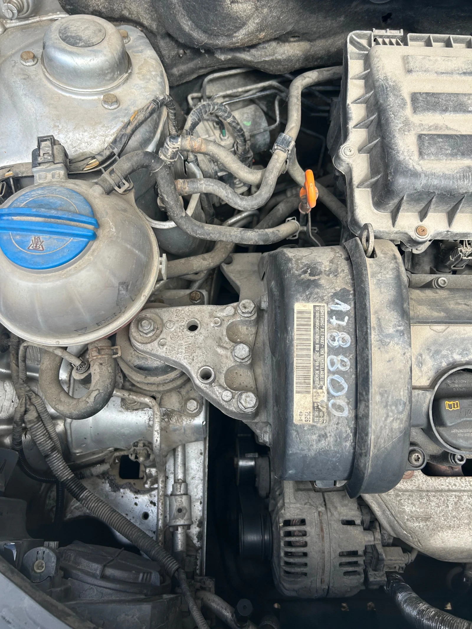 VW Polo, снимка 4 - Автомобили и джипове - 56243010