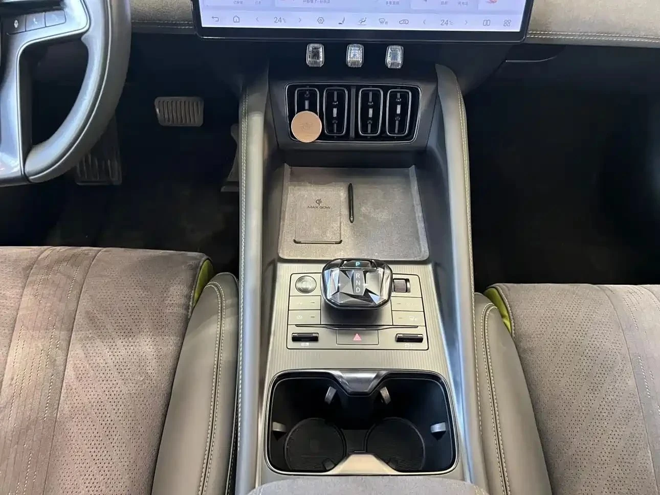 BYD Song L, снимка 9 - Автомобили и джипове - 56710750