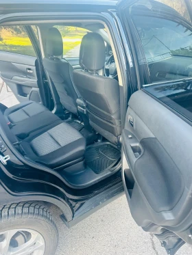 Mitsubishi Outlander Mitsubishi Outlander 2.2D 4WD, 7 местен - 9200 € / 17993.64 лв. - 46062754 13