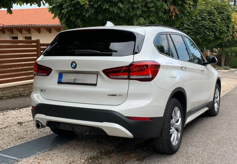 BMW X1, снимка 4 - Автомобили и джипове - 46708145