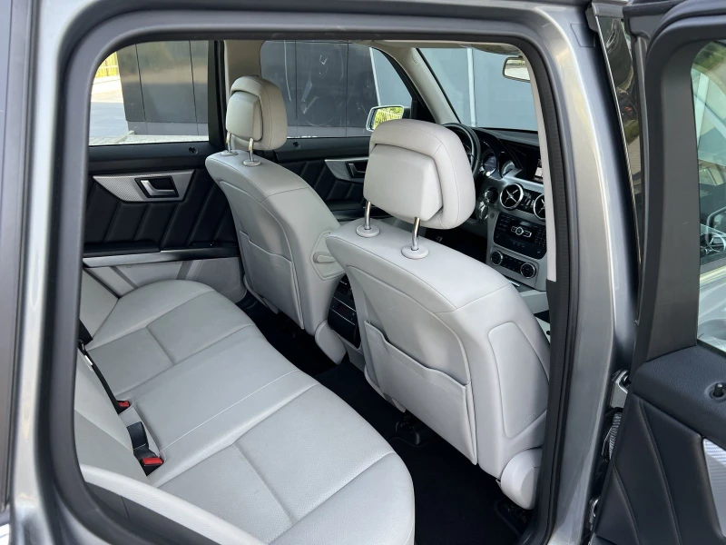 Mercedes-Benz GLK 350i 306кс.Автоматик Кожа Подгрев, снимка 9 - Автомобили и джипове - 48154668