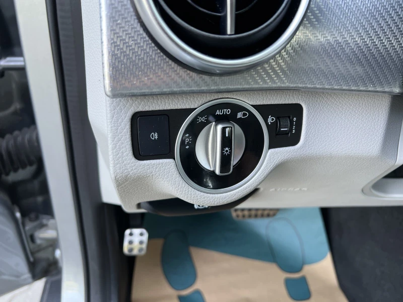 Mercedes-Benz GLK 350i 306кс.Автоматик Кожа Подгрев, снимка 12 - Автомобили и джипове - 48154668