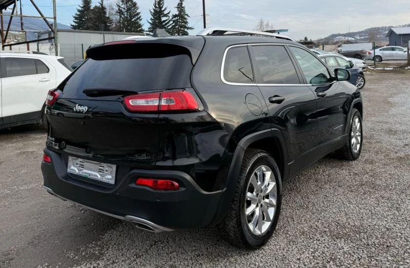 Jeep Cherokee 2.0M-jet* 137h.km* Нави* 4&#215;4* Камера* Кожа* О, снимка 7 - Автомобили и джипове - 49247416