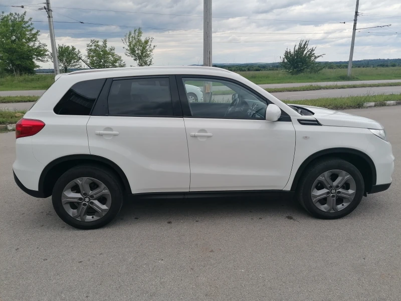 Suzuki Vitara 1.6 D 4X4 , снимка 3 - Автомобили и джипове - 51353115