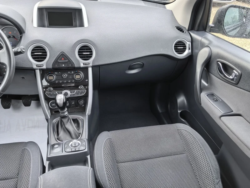 Renault Koleos 2.0DCI 150к.с 4х4 187х.км!!!Сервизна история!!! , снимка 10 - Автомобили и джипове - 51234154