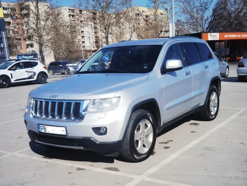 Jeep Grand cherokee 3.0D-LIMITED-241KC-4x4-КОЖА-ПОДГРЕВ-КАМЕРА-KEYLESS, снимка 3 - Автомобили и джипове - 52432475