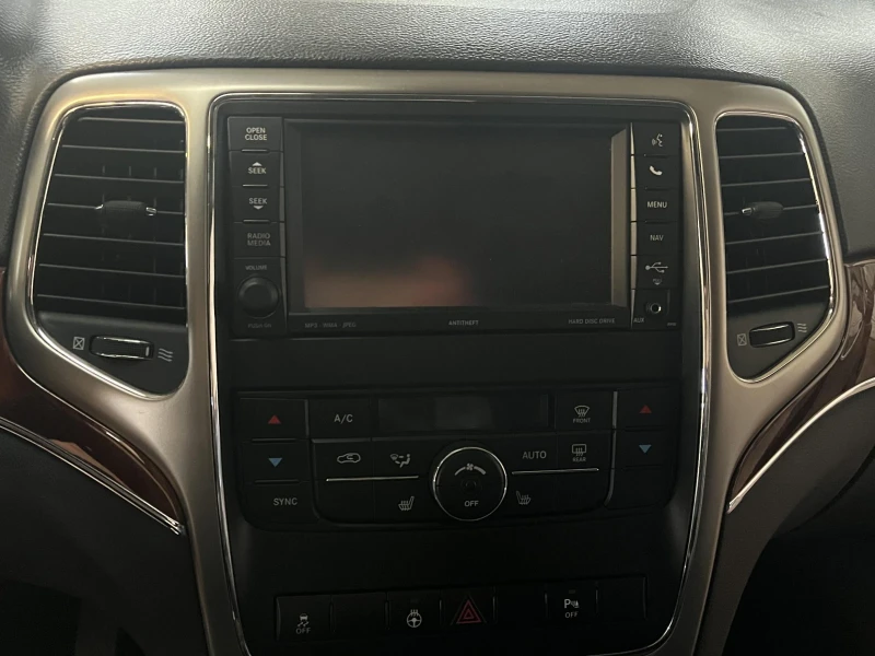 Jeep Grand cherokee 3.0D-LIMITED-241KC-4x4-КОЖА-ПОДГРЕВ-КАМЕРА-KEYLESS, снимка 11 - Автомобили и джипове - 52432475