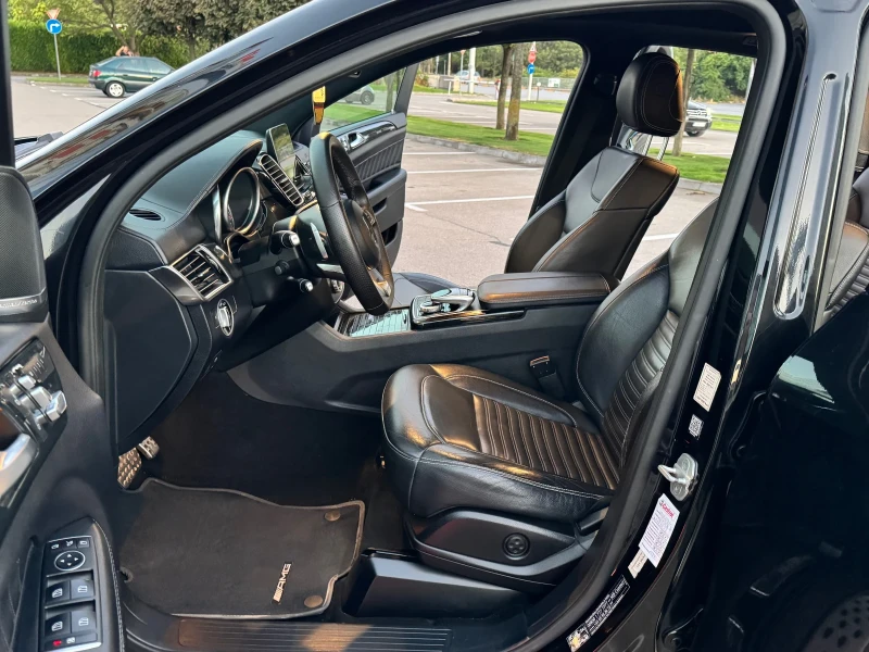 Mercedes-Benz GLE 350 D/AMG/Cou pe/Harman Kardon/Камера360/Панор ама/, снимка 11 - Автомобили и джипове - 52190710