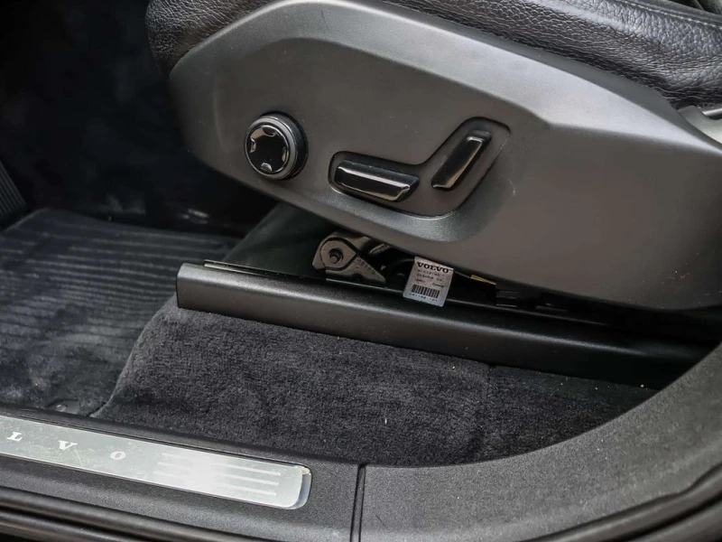 Volvo Xc90 * Momentum * CARFAX * ЦЕНА ДО БЪЛГАРИЯ, снимка 11 - Автомобили и джипове - 52632025