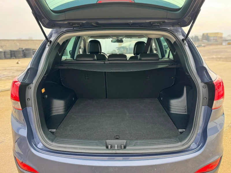 Hyundai IX35 2.0CRDI 184к.с 4х4 Автомат Full TOP, снимка 16 - Автомобили и джипове - 53192308