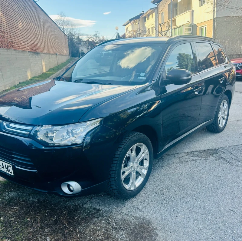 Mitsubishi Outlander Mitsubishi Outlander 2.2D 4WD, 7 местен