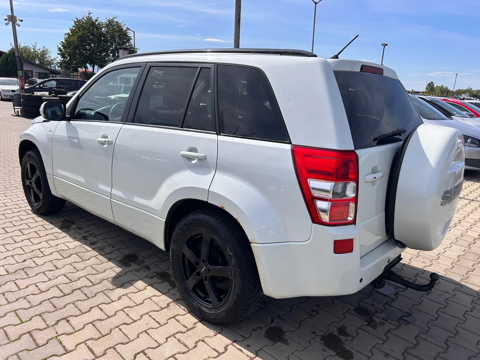 Suzuki Grand vitara 2.4VVT 4X4 AVTOMAT/NAVI/KOJA EURO 5 ЛИЗИНГ - изображение 8