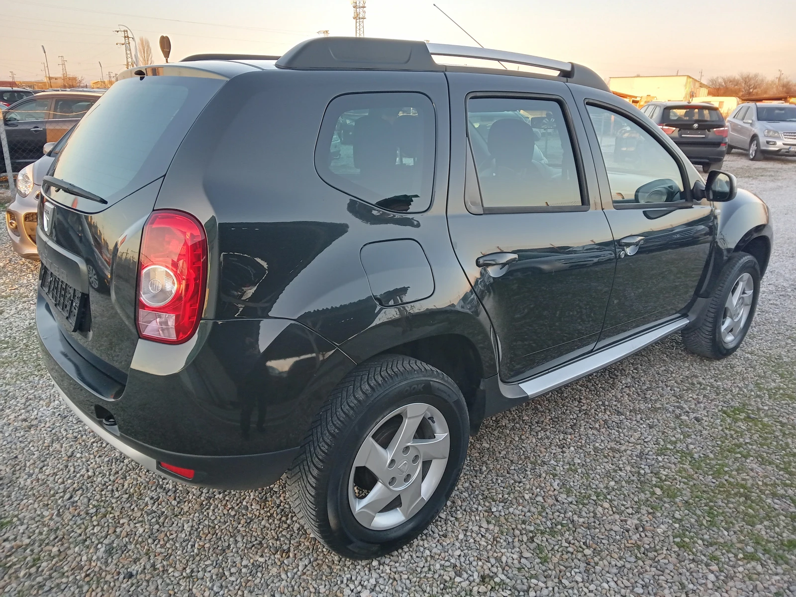 Dacia Duster 1.6 бензин  - изображение 5