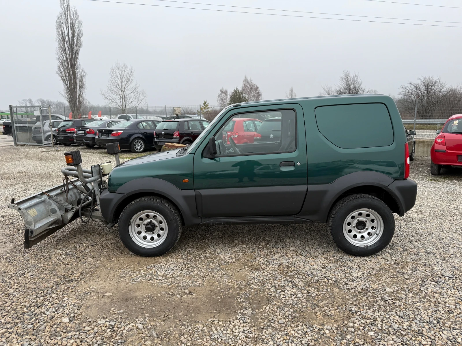 Suzuki Jimny 1.3i-80PS-4x4-СНЕГОРИН - изображение 8