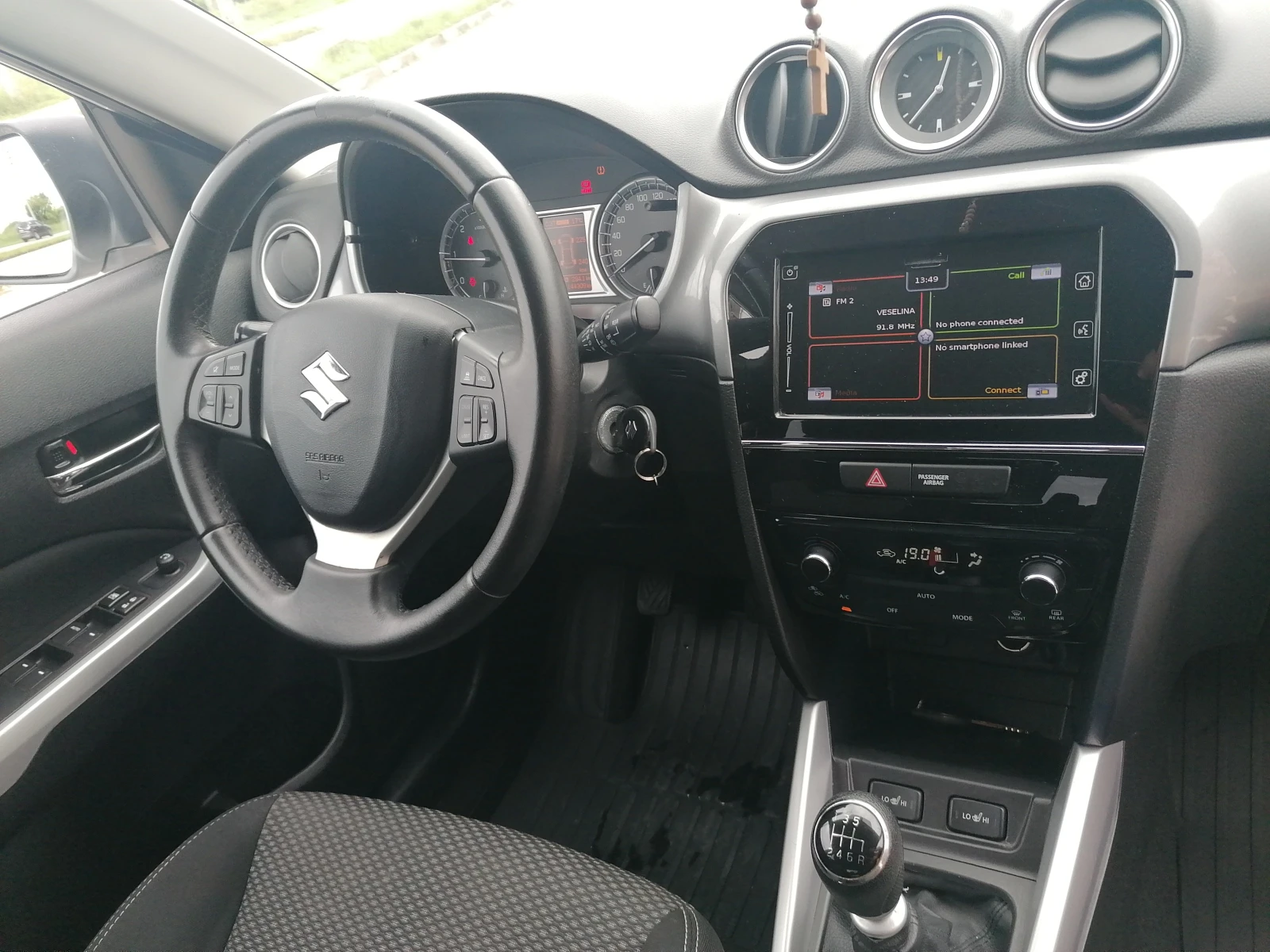 Suzuki Vitara 1.6 D 4X4  | Mobile.bg — изображение 13