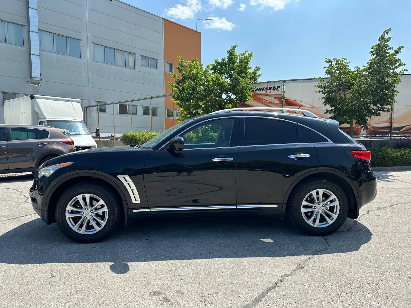 Infiniti Fx 35 3.5i 284 к.с. - изображение 2
