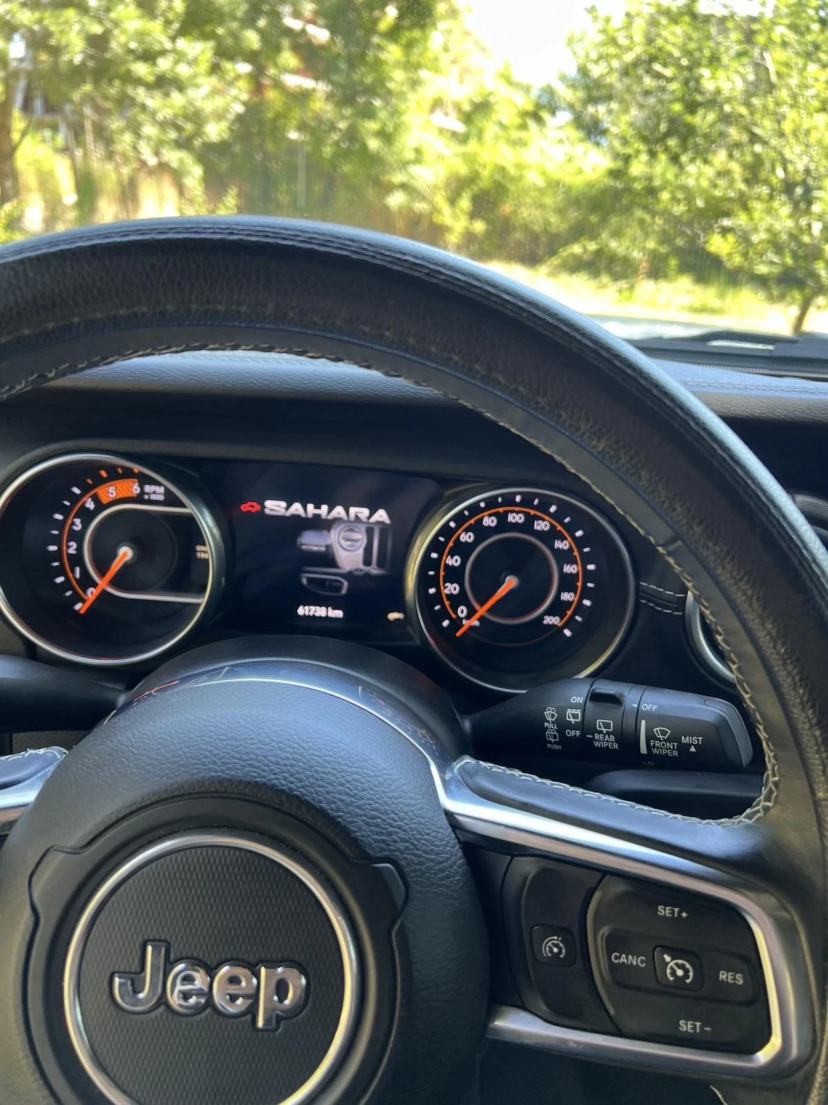 Jeep Wrangler  - изображение 7