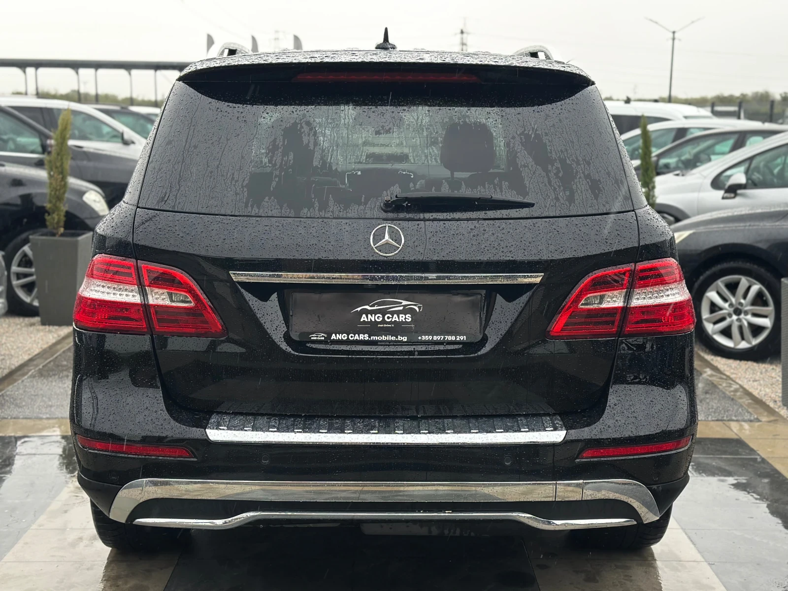 Mercedes-Benz ML 350 * Обдухване* HarmanKardon* Вакум* Камера*  - изображение 8