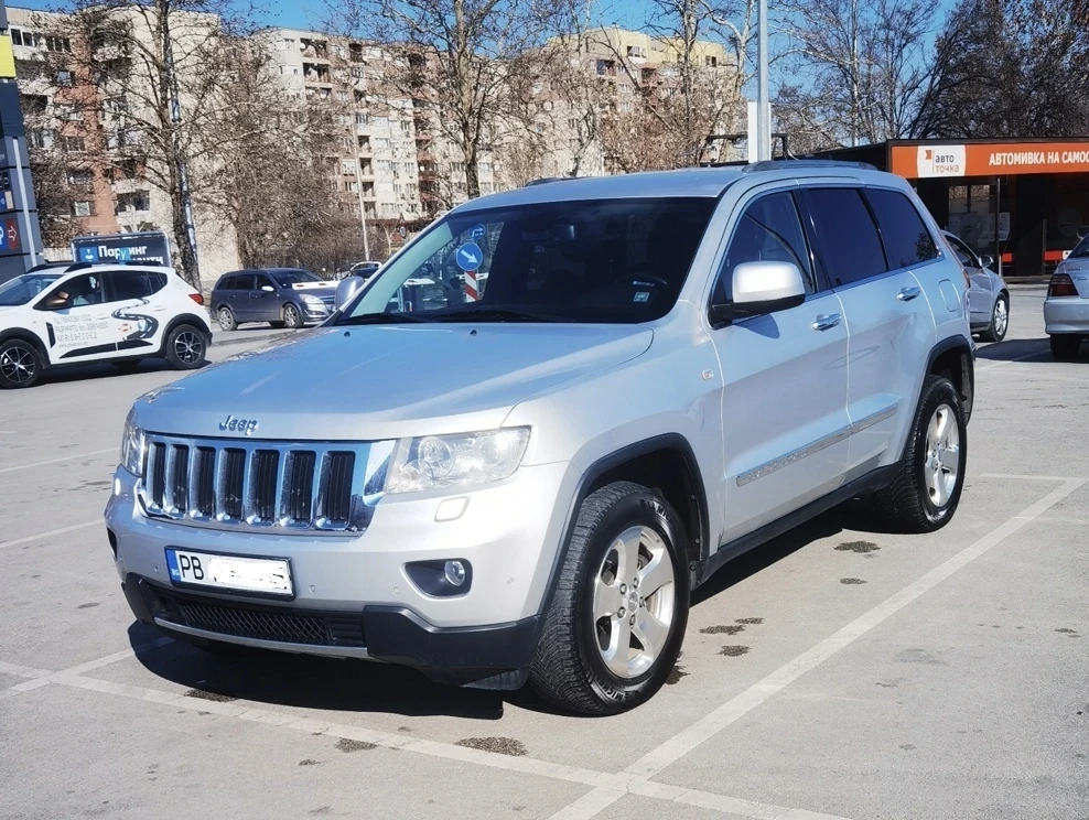 Jeep Grand cherokee 3.0D-LIMITED-241KC-4x4-КОЖА-ПОДГРЕВ-КАМЕРА-KEYLESS - изображение 3