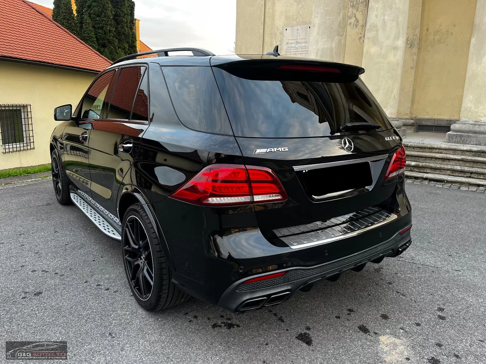 Mercedes-Benz GLE 63 S AMG 4M/585HP/AIRM./BURM/ACC/CPLAY/PANO/BSA/L.ASS/910f - изображение 3