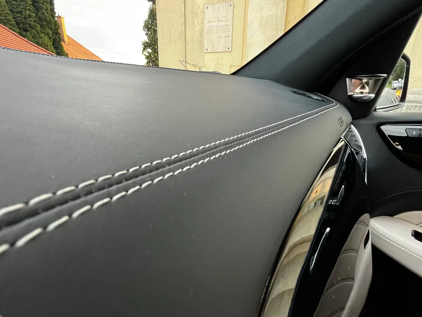 Mercedes-Benz GLE 63 S AMG 4M/585HP/AIRM./BURM/ACC/CPLAY/PANO/BSA/L.ASS/910f - изображение 9