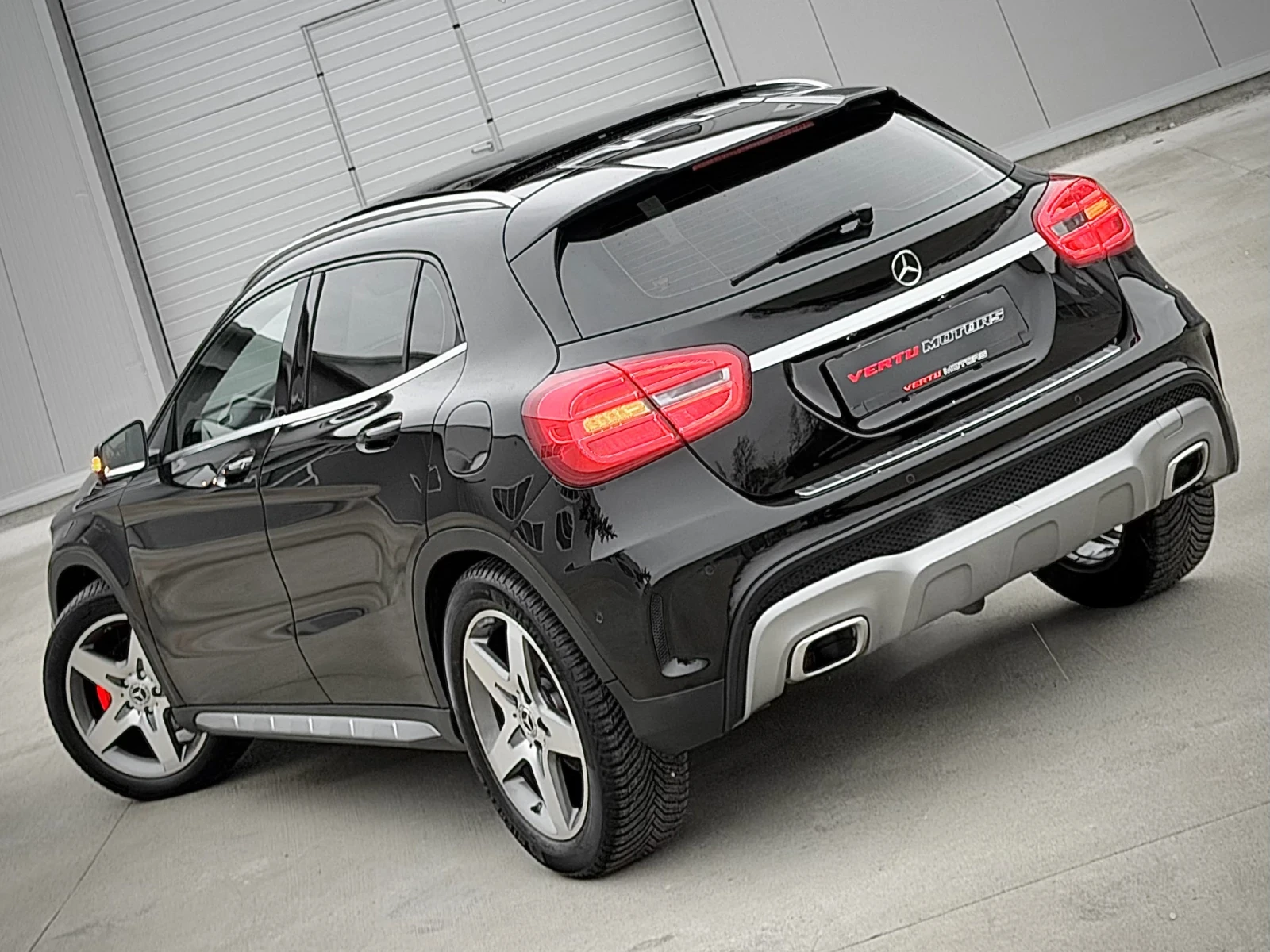 Mercedes-Benz GLA 220 AMG Line/ 4MATIC/ PANO/ EXCLUSIVE/ CAMERA/ RED | Mobile.bg   5