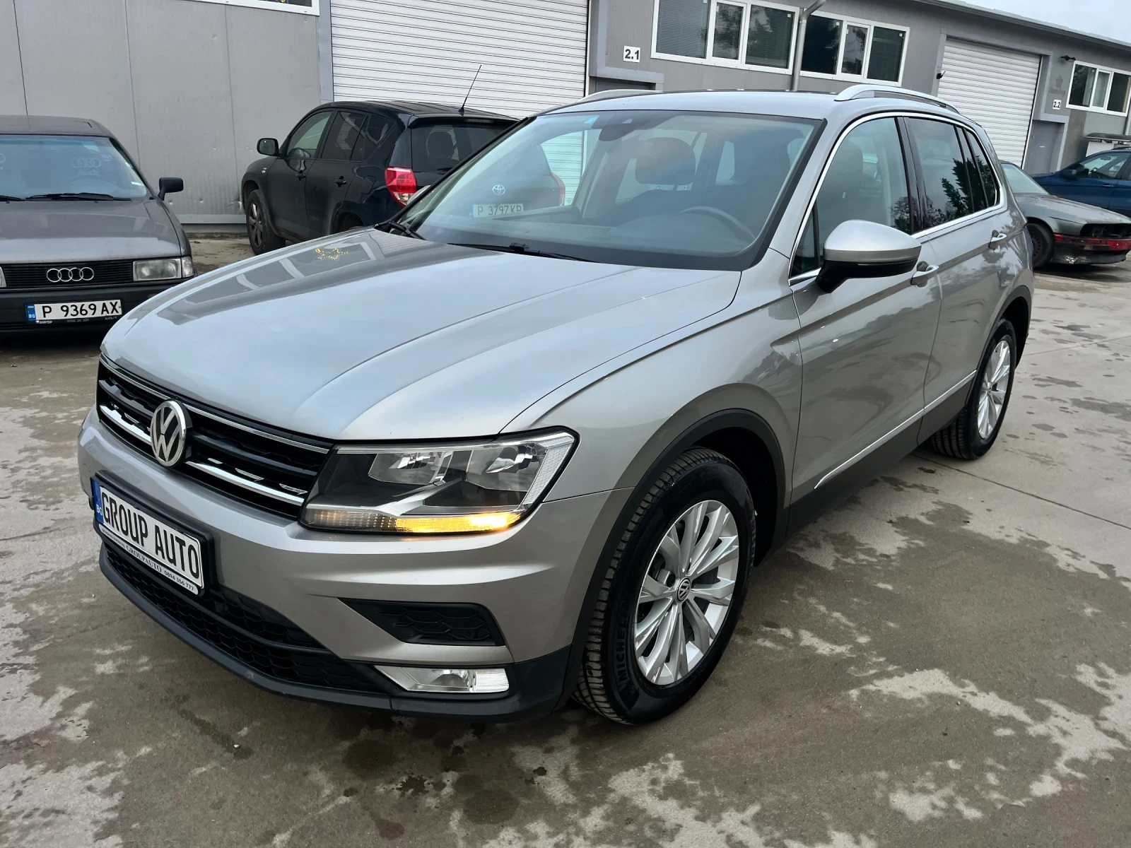 VW Tiguan 2, 0TDI-150k.c/АВТОМАТИК/НАВИГАЦИЯ/ДИСТРОНИК/НОВА! - изображение 3