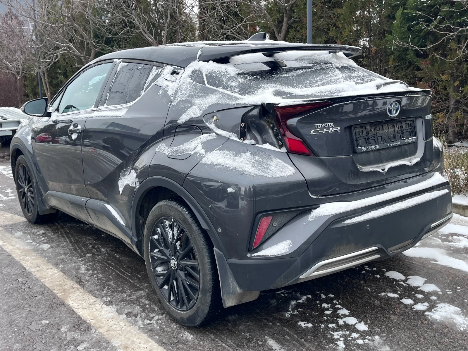 Toyota C-HR 2.0 Turbo HYBRID CVT - изображение 6